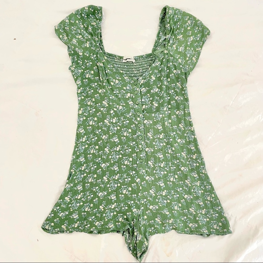Pretty urban outfitters summer romper